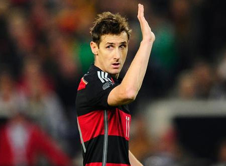 كلوزة يعتزل دولياً