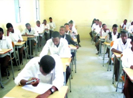 هيئة آل مكتوم الخيرية ترعى آلاف الطلاب الصوماليين