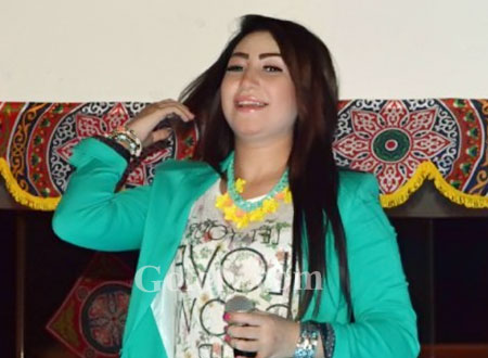 صور.. بوسي تتألق بالجينز في خيمة «جوز ولوز»