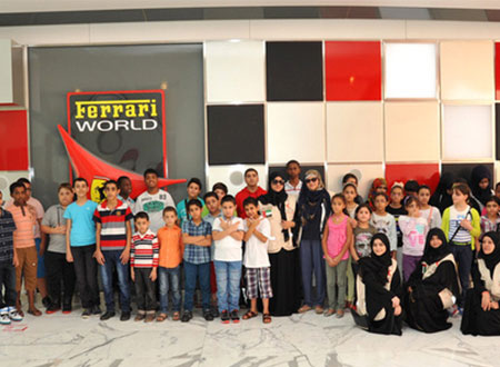 &laquo;فيراري أبوظبي&raquo; تستقبل 250 طفلاً على إفطار
