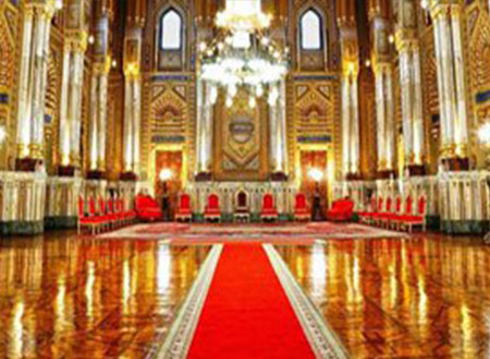 حملات تنشيط السياحة الداخلية تنظم زيارة لقصر عابدين