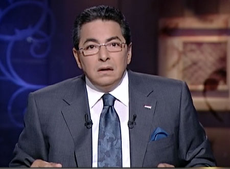محمود سعد يثور ضد حج زوجة وزير الأوقاف.. فيديو