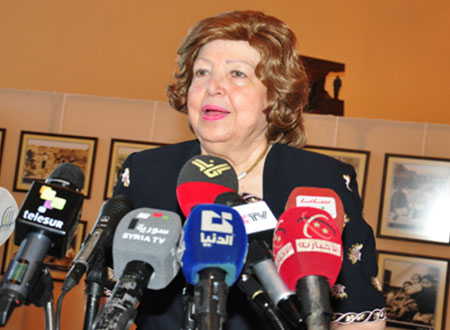 وفاة الإعلامية السورية فريال أحمد