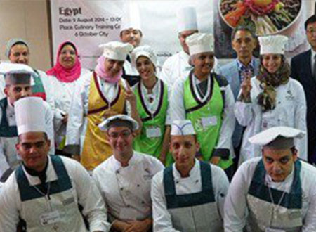 فوز 3 "شيفات" مصريين بمسابقة الطعام الكورى باللمسة المصرية