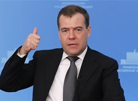 قراصنة يخترقون حساب ديمتري ميدفيديف على «تويتر»