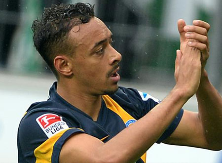 كريم بلعربي صاحب اسرع هدف في الدوري الألماني.. فيديو