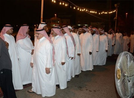 آل العمري يتلقون التعازي في وفاة والدتهم بجدة