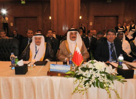 حميدان يترأس وفد البحرين في مؤتمر العمل العربي بالقاهرة