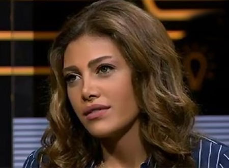 ريهام حجاج مدافعة عن جرأتها: لابد أن أكون مميزة