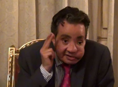 الحماية المدنية تهدي «المصحف» لساطع النعمانى