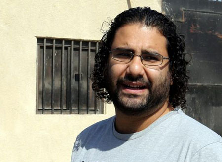 علاء عبد الفتاح يبدأ الإضراب عن الطعام