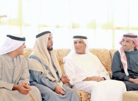 حاكم رأس الخيمة يحضر مأدبة غداء أحمد بن سلطان الخاطري