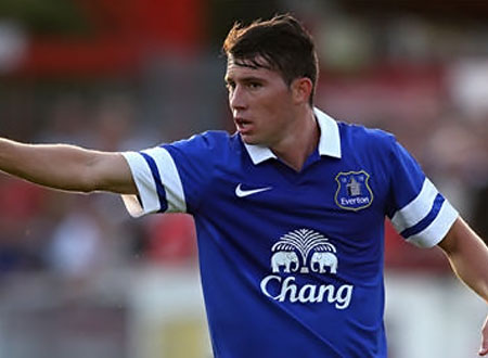 بريان أفييدو يحتفل بعيد ميلاده برفقة ملكة جمال كوستاريكا.. صور