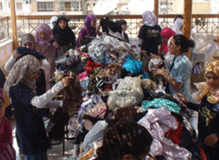 شباب فرسان تطلق حملة تجميع الملابس لكساء المحتاجين