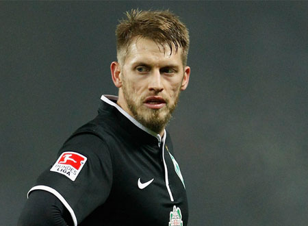 لاعب يرد الجميل لخصمه برفض ضربة جزاء.. فيديو لاعب يرد الجميل لخصمه برفض ضربة جزاء.. فيديو