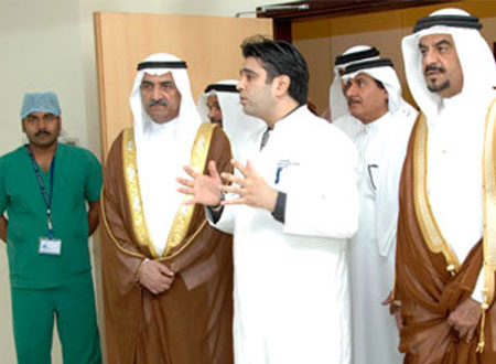 حمد بن محمد الشرقي يفتتح مستشفى الشرق في الفجيرة