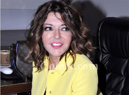 سميرة سعيد تستقر على 12 أغنية لألبومها الجديد وتأجل طرحة