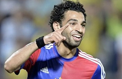 محمد صلاح يتبرع لأطفال بلدته