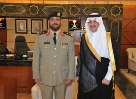 سعود بن نايف يقلد المزين والمجحد رتبة لواء