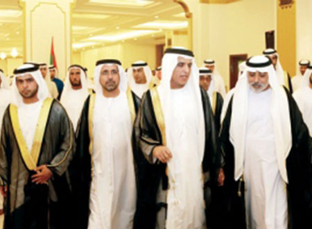 سعود بن صقر يحضر أفراح آل مالك