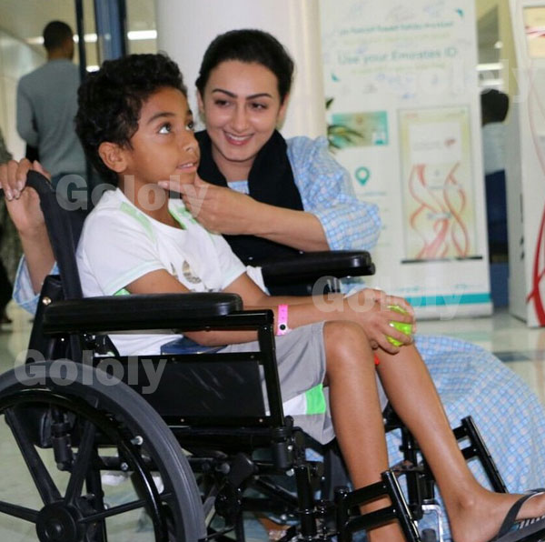 جولولي | هيفاء حسين مع أصغر معجبيها في المستشفى.. صور