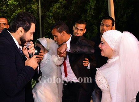 تامر حسني يحيي حفل زفاف 150 من الأيتام ويتبرع بأجره.. صور
