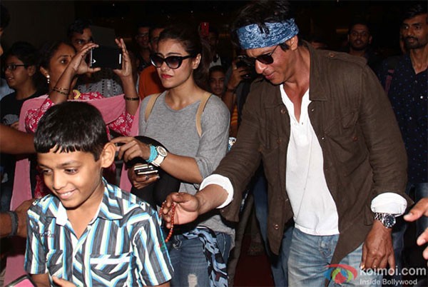 عودة شاروخان وكاجول من بلغاريا بعد الانتهاء من Dilwale.. صور