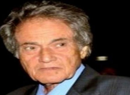 محمد سلطان يجري عملية جراحية