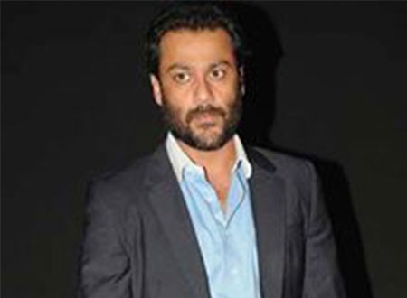ابهيشيك كابور يرزق بطفل