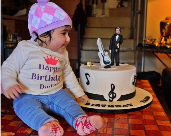 ابنة زياد برجي تحتفل بعيد ميلاده شاهد