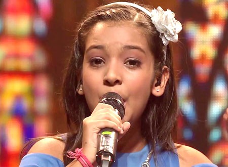 بالفيديو والصور.. فوز الطفلة الهندية نيشثا شارما بلقب The Voice India Kids