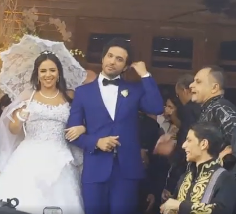 خبير تجميل إيمي سمير غانم يكشف أسرار ماكياجها في زفافها.. ولماذا تكلف هذا المبلغ الباهظ