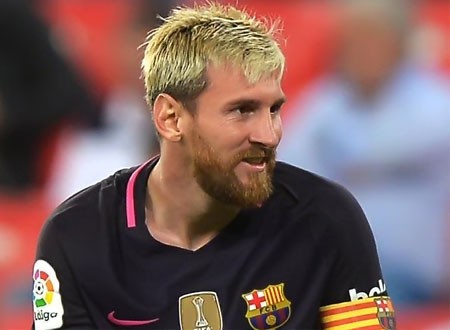 برشلونة يعايد جماهيره بفيديو لمواهب ليونيل ميسي