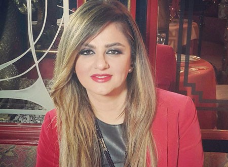 باسكال مشعلاني تهز المسرح بحفل غنائي حاشد بحضور زوجها.. صور