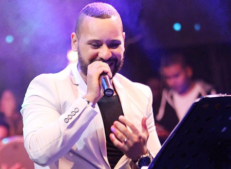 بالصور.. محمد الريفي يختتم مهرجان «طابا» هايتس بالعديد من أشهر أغانيه