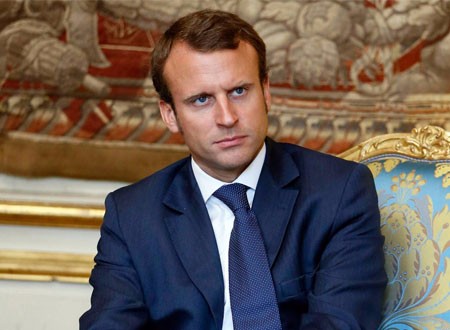 رد الرئيس الفرنسي إيمانويل ماكرون على اتهامه بالمثلية 