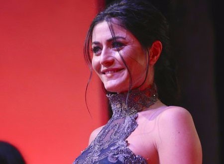 المحكمة تحدد مصير الفنانة التركية دنيز جكير في تهمة اهانة المحُجبات