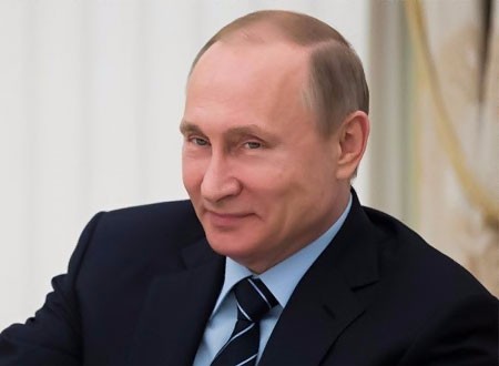 هدية فلاديمير بوتين للكلاب قبل كأس العالم