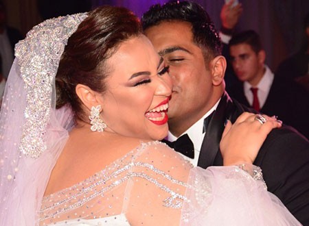 الصور الكاملة لحفل زفاف ويزو نجمة مسرح مصر.. صور