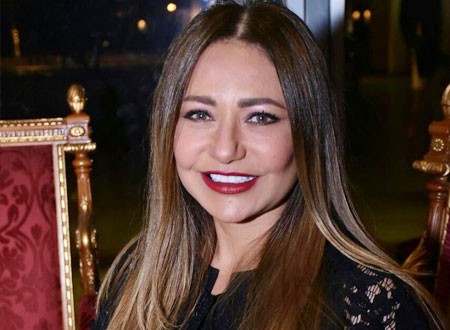 ليلى علوي: أنا أول واحدة ظهرت بالحجاب في السينما المصرية