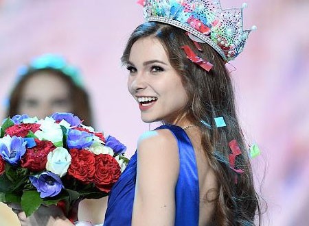  ملكة جمال روسيا جوليا بولياتشينا تستعد للقب العالمي.. صور