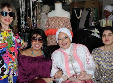 نجمات الفن في عرض أزياء لملابس رمضان.. صور