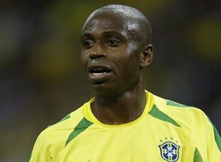 اعتقال اللاعب البرازيلي إديلسون دا سيلفا