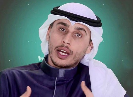 آية قرآنية تعرض الاعلامي الكويتي شعيب راشد لهجوم شديد