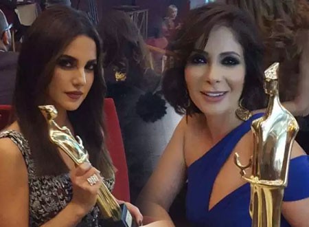 تكريم منى زكي ودرة ودنيا بطمة في حفل Beirut Golden Awards.. صور