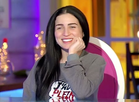 موجة سخرية من الفنانة مي عز الدين على مواقع التواصل بسبب مسلسلها الجديد.. صور