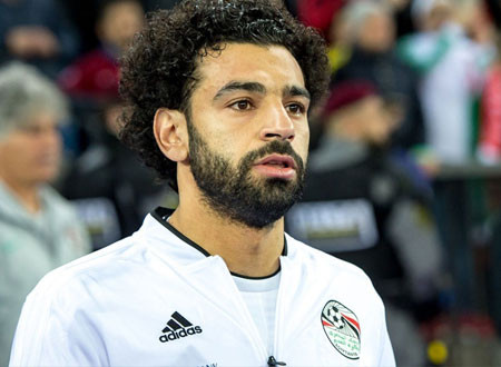 رسائل النجوم لمحمد صلاح بعد إصابته الأخيرة في مباراة نيوكاسل.. صور