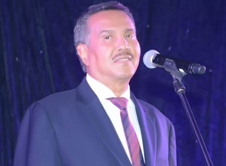 محمد عبده يحيى حفل غنائي فى أبو ظبى