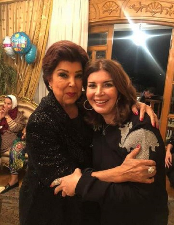 ميرفت أمين تحتفل بعيد ميلادها الـ 73 بحضور النجوم صور