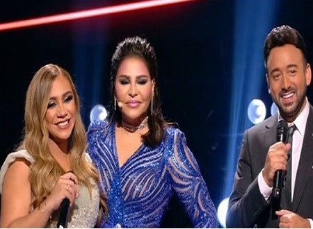 رباب ناجد أول متسابقة حامل في The Voice.. وتصرف أحلام معها يفاجئ الجميع على المسرح.. صور